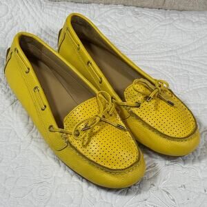 Talbots Women 8.5 Yellow Leather Driving Moccasin Slip On Loafer Summer Shoe